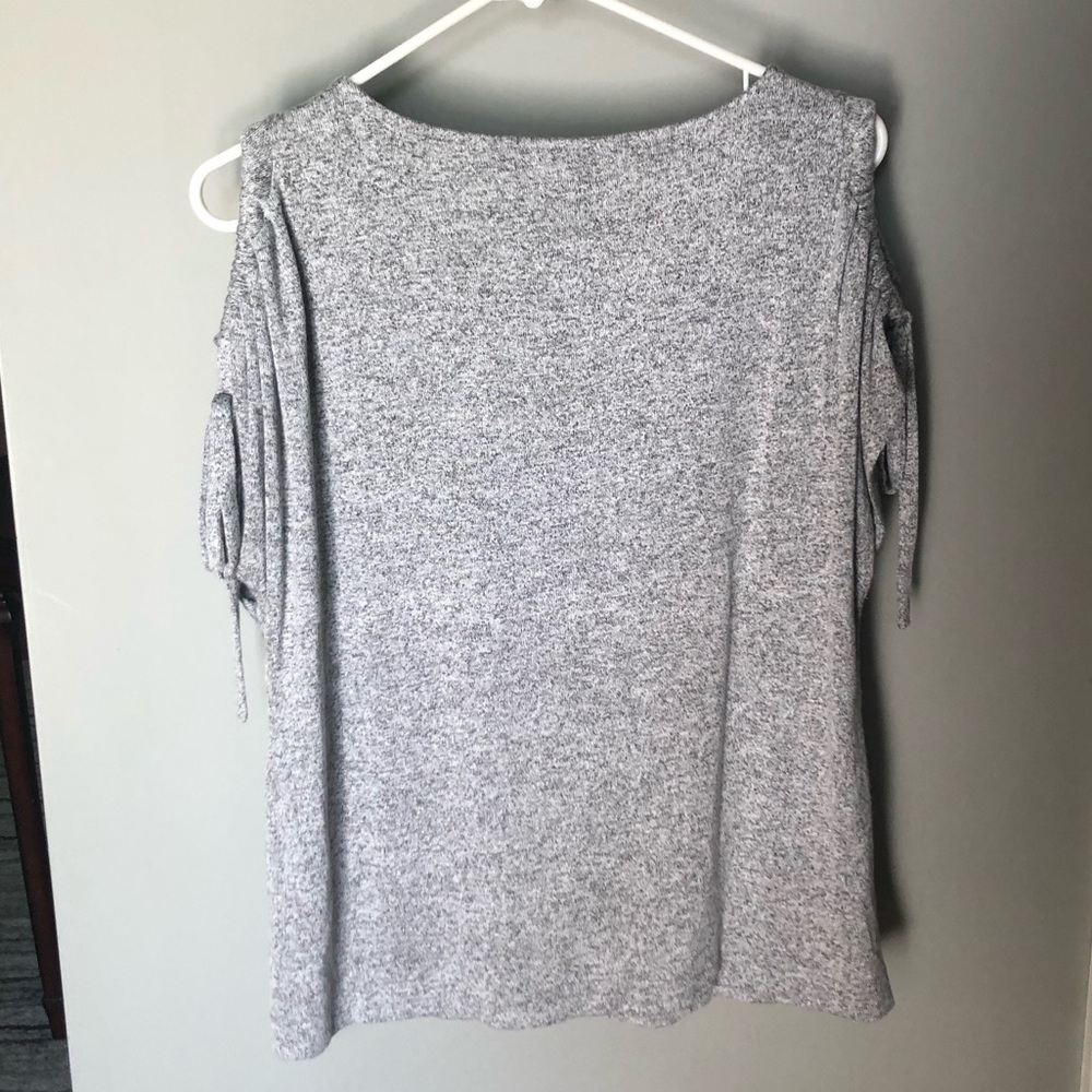 🌸Lucky Brand Blouse 🌸 - Picture 2 of 5